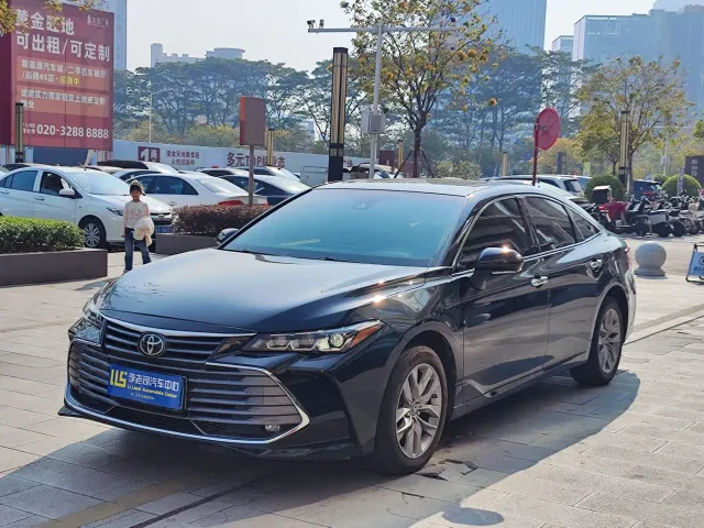 Фотография автомобиля — Toyota Avalon