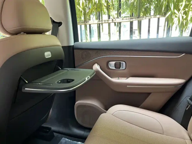 Leapmotor Leapmotor C10 — Фото автомобиля 12