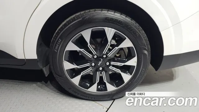 Kia Canival Carnival 4 поколение Дизель 9 мест Prestige — Фото автомобиля 5