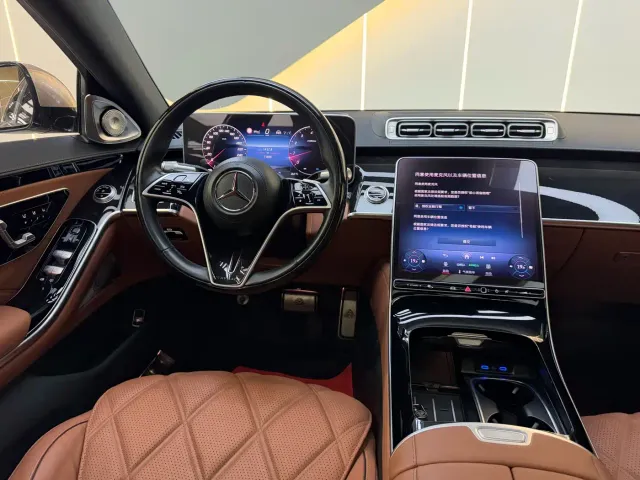 Mercedes-Benz Maybach S-Class — Фото автомобиля 25