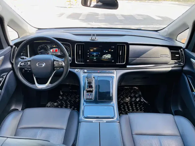 GAC Trumpchi M8 — Фото автомобиля 14