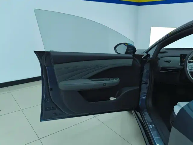 Nissan N7 — Фото автомобиля 7