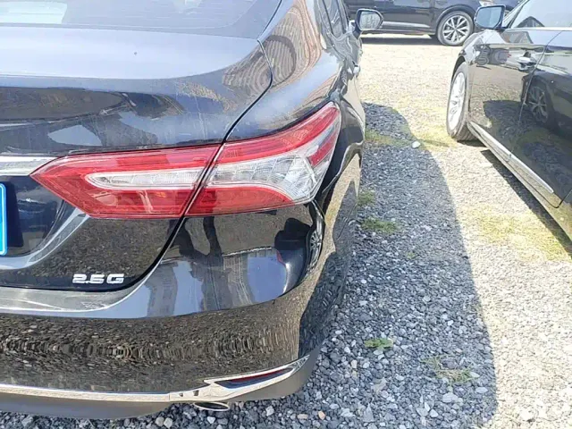 Toyota Camry — Фото автомобиля 7