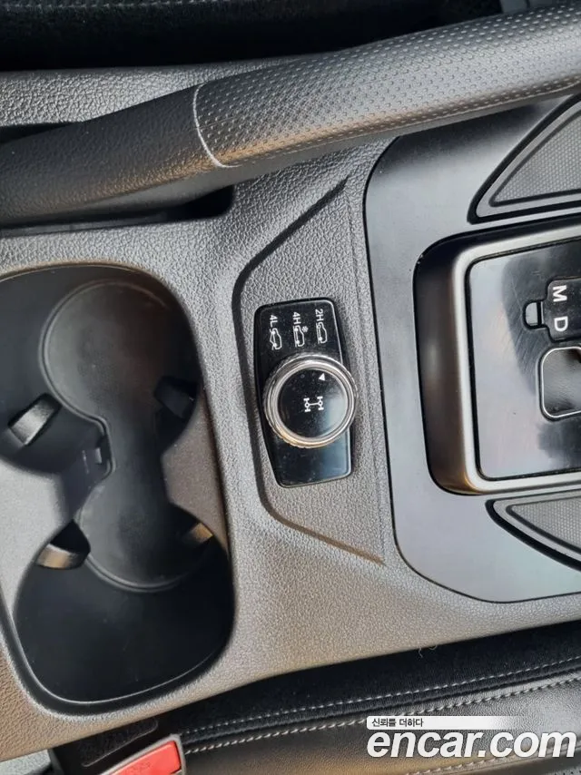 KG_Mobility_Ssangyong Rexton Новый Rexton Sport Khan Дизель 2.2 4WD — Фото автомобиля 15