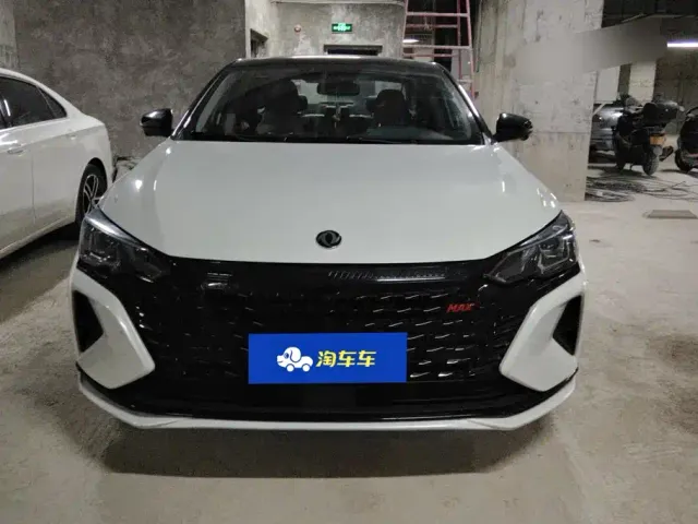 Dongfeng Yixuan MAX — Фото автомобиля 2