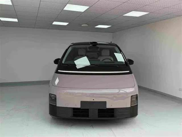 Li Auto MEGA — Фото автомобиля 2