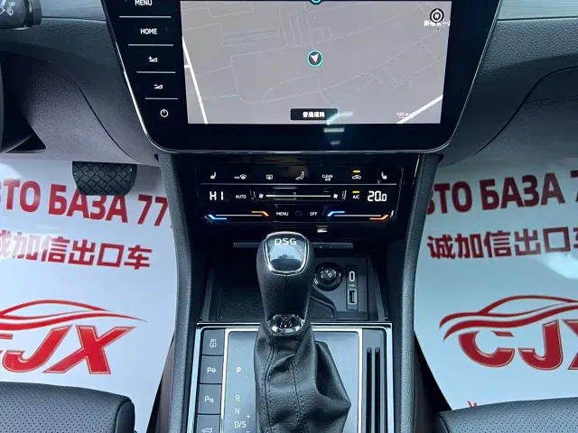 Skoda Superb — Фото автомобиля 12