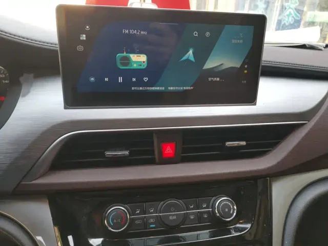 JAC Refine M3 — Фото автомобиля 5