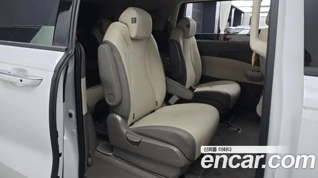 Kia Carnival 4th Gen — Фото автомобиля 17
