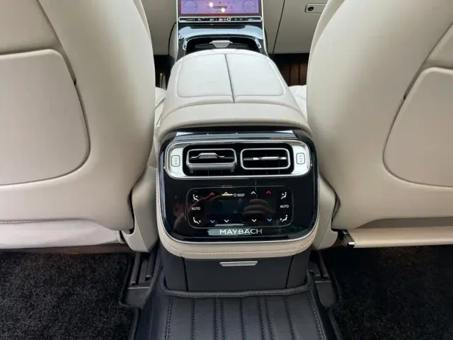 Mercedes-Benz Maybach S-Class — Фото автомобиля 16