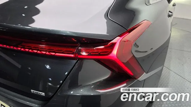 Kia K8 Hybrid — Фото автомобиля 8