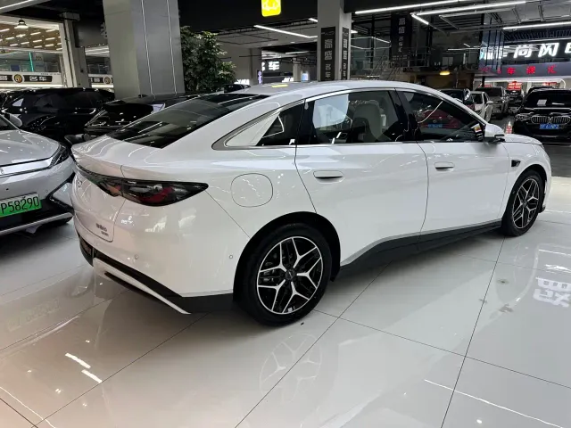 BYD Seal 06 — Фото автомобиля 19