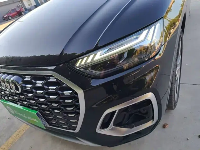 Audi Q5L Sportback — Фото автомобиля 23