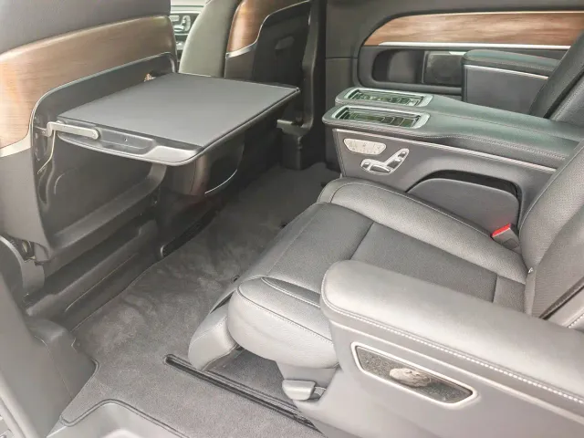 Mercedes-Benz V-Class — Фото автомобиля 18