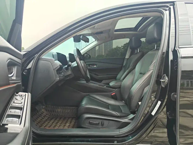 Honda Accord — Фото автомобиля 6