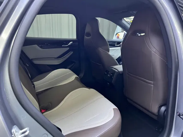 BYD Qin PLUS — Фото автомобиля 16