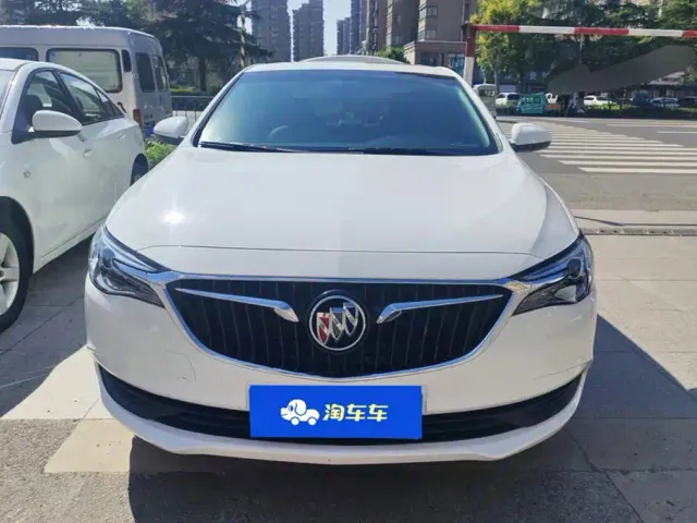 Buick Excelle — Фото автомобиля 2