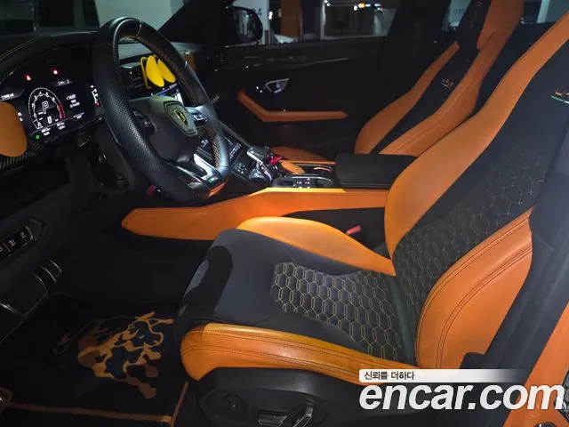 Lamborghini Urus — Фото автомобиля 7