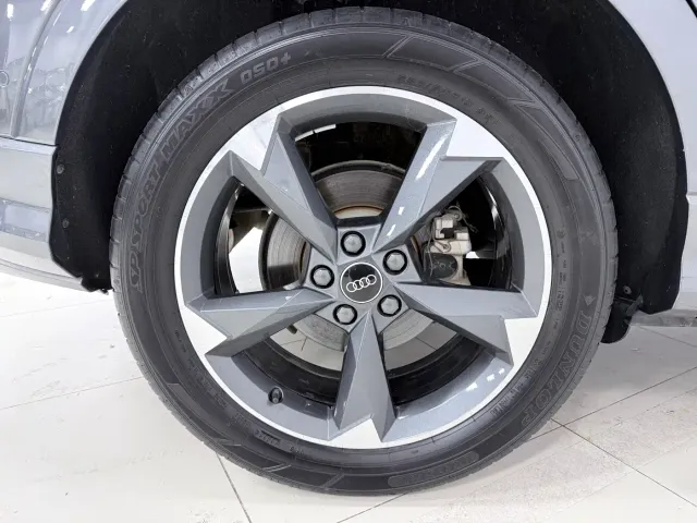 Audi Q3 — Фото автомобиля 25