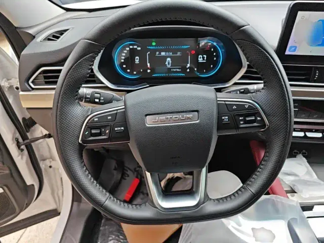 Jetour X70 — Фото автомобиля 10