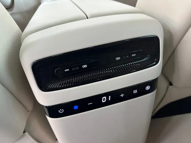 Voyah Dreamer — Фото автомобиля 18