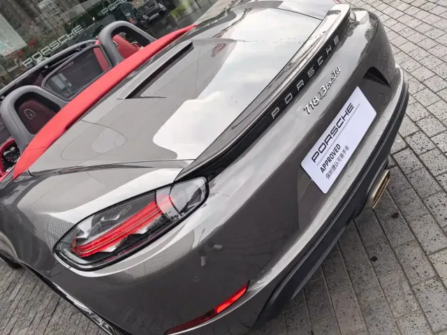 Porsche 718 — Фото автомобиля 18