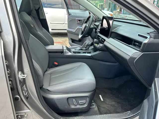 Toyota RAV4 — Фото автомобиля 23