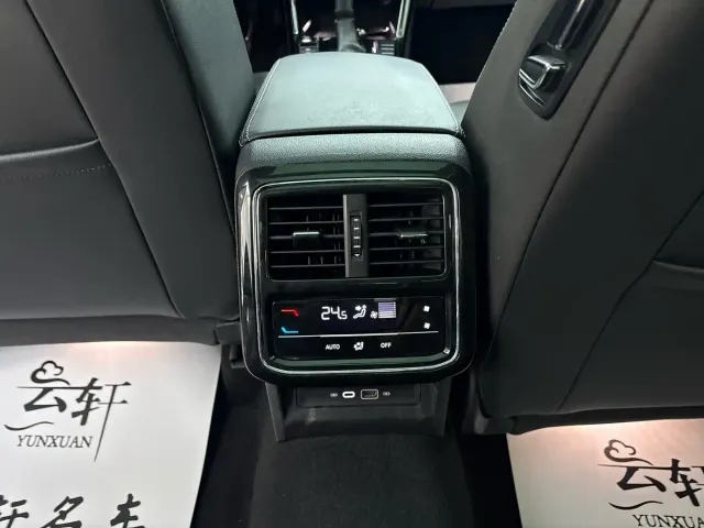 Volkswagen Passat — Фото автомобиля 22
