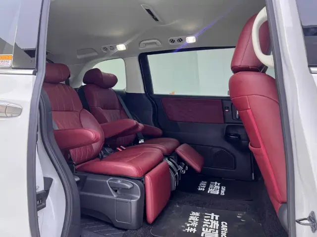 Honda Odyssey — Фото автомобиля 18