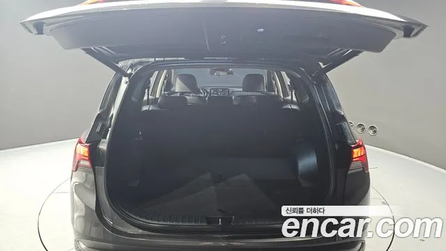 Hyundai Santafe Новый Santa Fe Дизель 2.2 4WD — Фото автомобиля 20