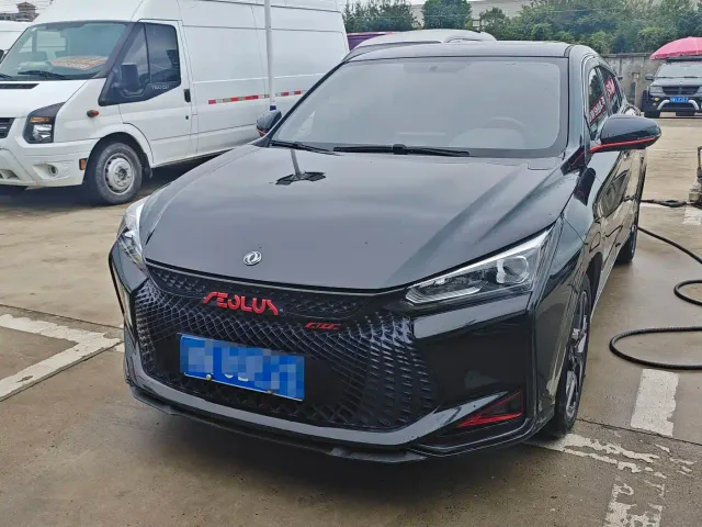 Фотография автомобиля — Dongfeng Yixuan