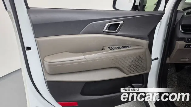 Kia Carnival 4th Gen — Фото автомобиля 13