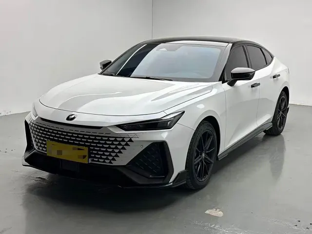 Фотография автомобиля — Changan UNI-V