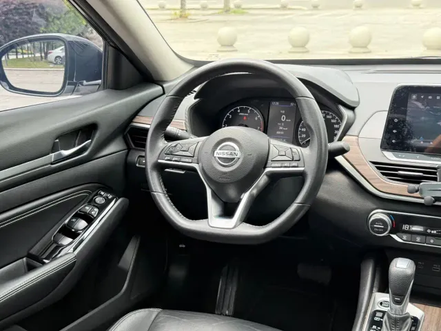 Nissan Teana — Фото автомобиля 16