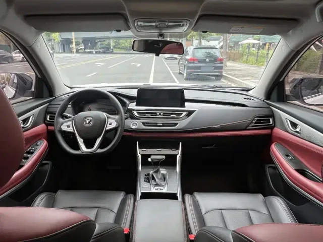 Changan CS75 — Фото автомобиля 14