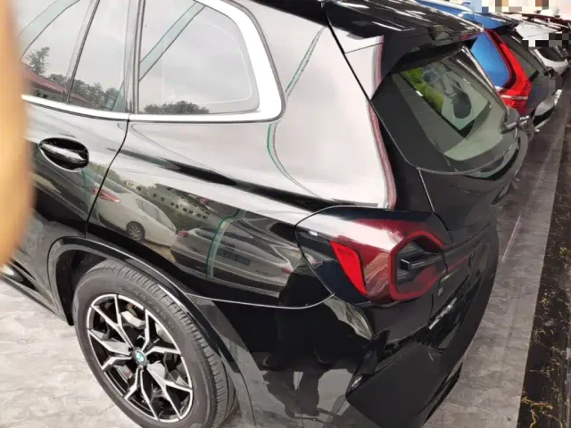 BMW X3 — Фото автомобиля 4