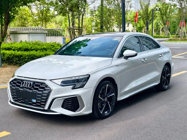 Фотография автомобиля — Audi A3