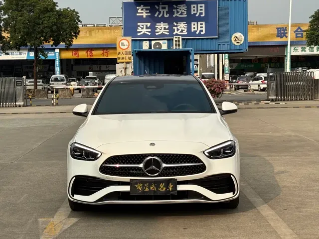 Mercedes-Benz C-Class — Фото автомобиля 2