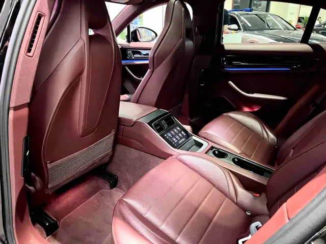 Porsche Panamera — Фото автомобиля 9