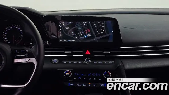 Hyundai AVANTE Avante (CN7) — Фото автомобиля 12