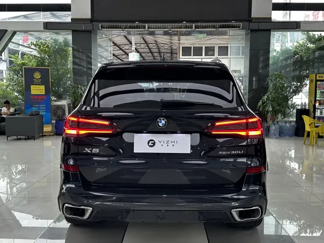BMW X5 — Фото автомобиля 5