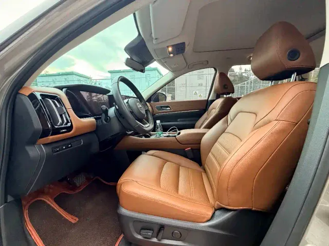 Nissan Terra — Фото автомобиля 4