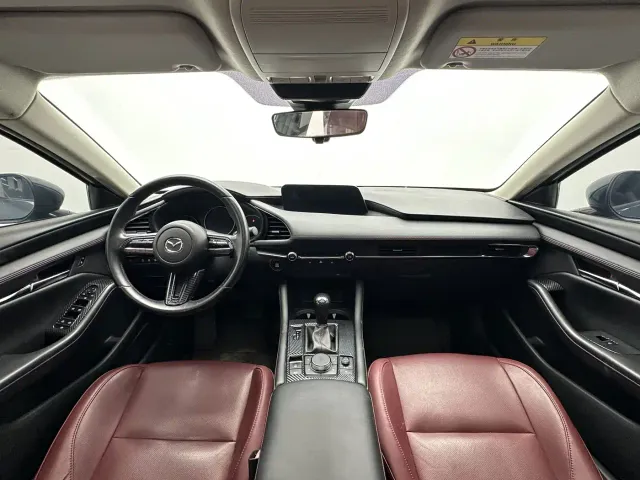 Mazda Axela — Фото автомобиля 6