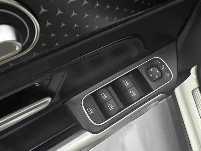 Mercedes-Benz GLB-Class — Фото автомобиля 26