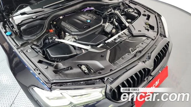 BMW 5-Series 5 серия (G30) 523d M Sport — Фото автомобиля 6