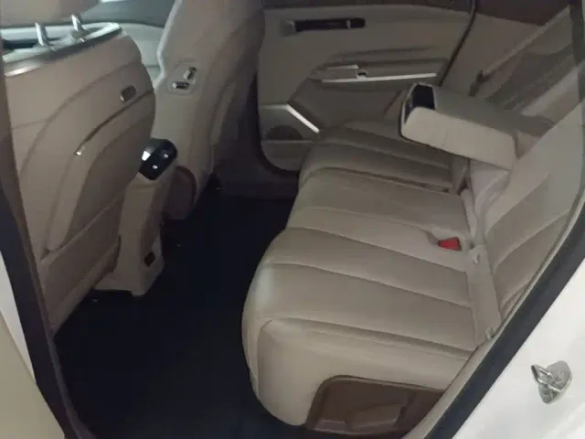GAC Hyptec HT — Фото автомобиля 16