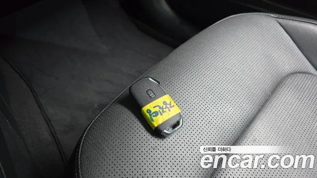Kia Niro New — Фото автомобиля 21