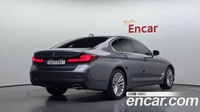 BMW 5 Series G30 — Фото автомобиля 2