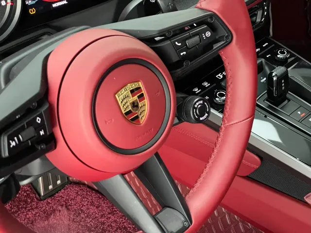 Porsche 911 — Фото автомобиля 15