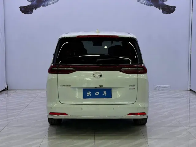 GAC Trumpchi M6 — Фото автомобиля 5